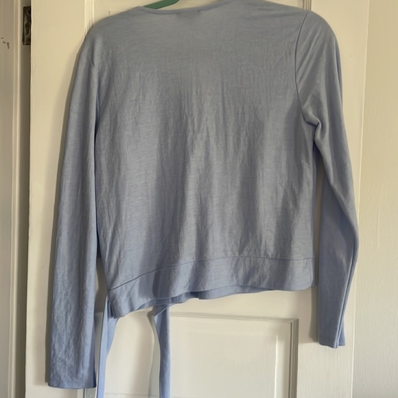 Dynamite wrap top - Picture 5 of 5